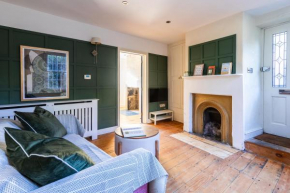 Hidden Central Cottage Retreat